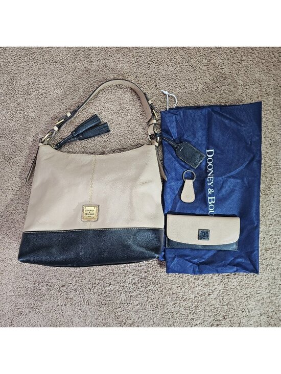 Dooney & Bourke Handbags - Dooney & Bourke 2 Tone Beige Black Pebbled Leather Shoulder Hobo Bag and Wallet